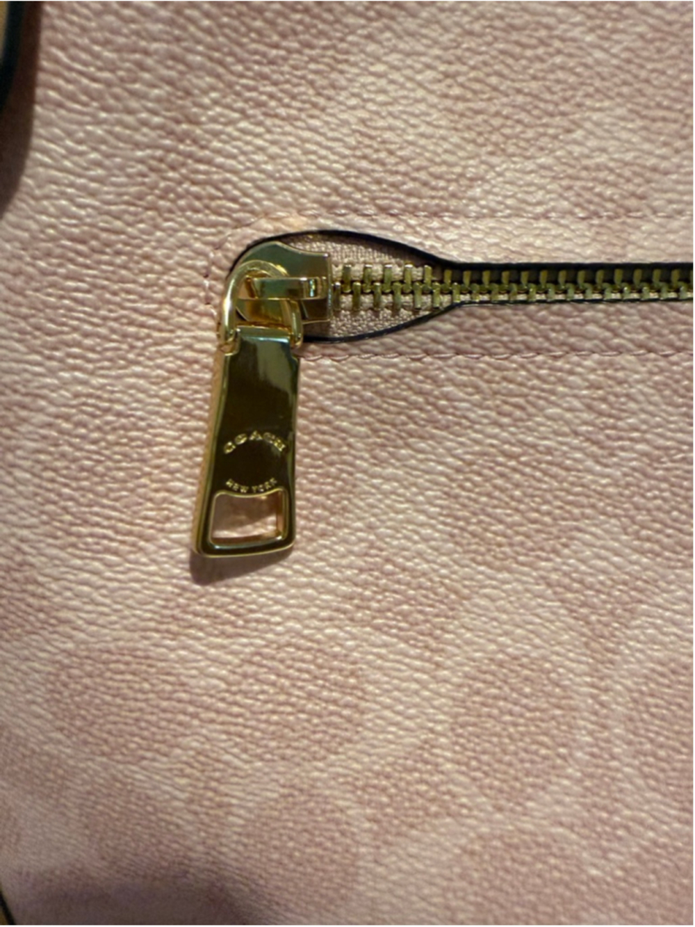 Coach Erin Shoulder Bag Authentic In Signature Canvas With Charms CEL13 NWOT - Picture 12 of 16